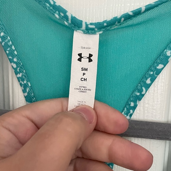 Under Armour Workout Tank - Picture 3 of 5